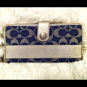 Coach wallet